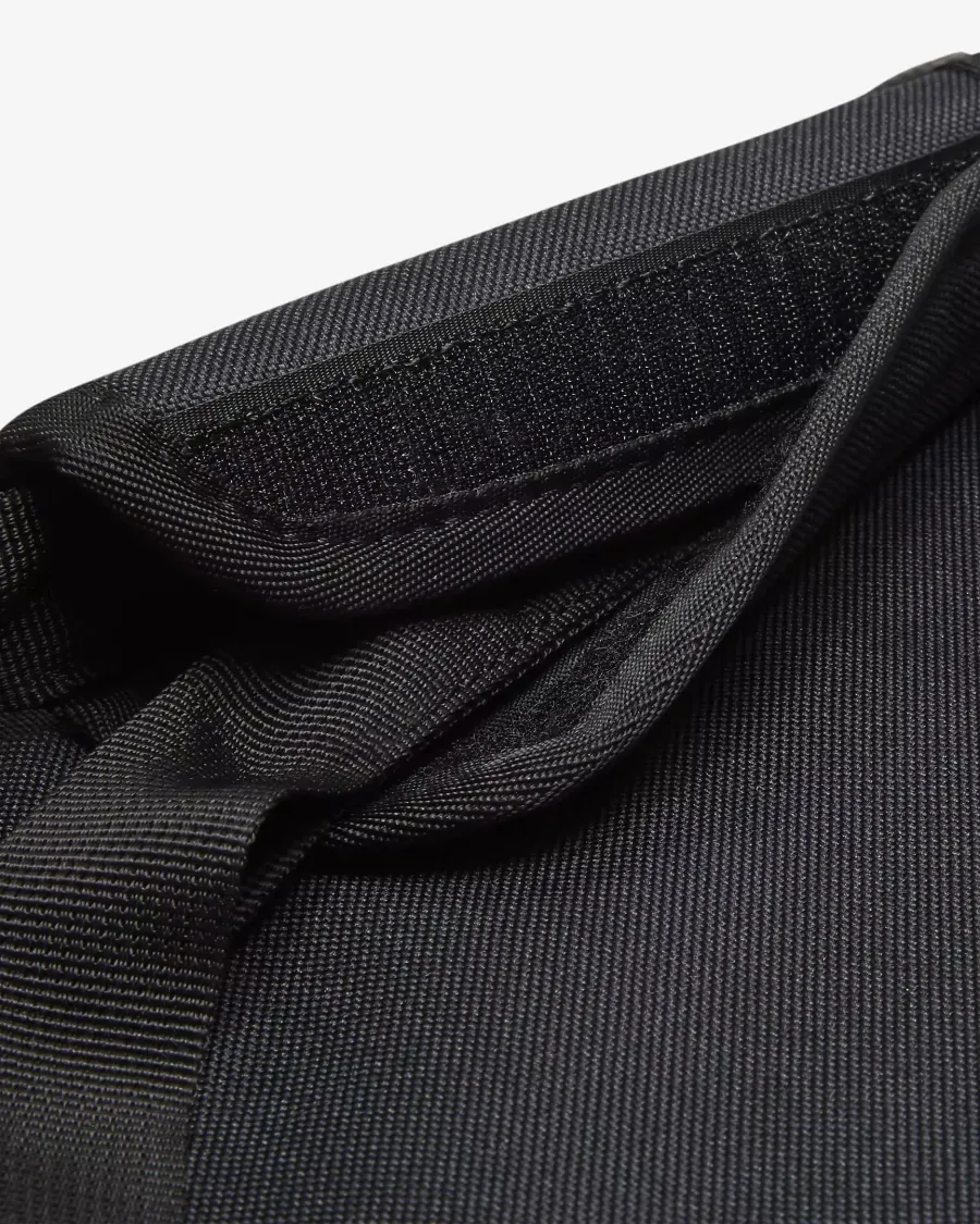 Спортивна сумка Nike Academy Team Duffel Bag CU8089-010