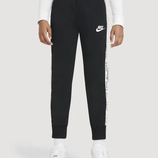 Спортивний костюм Nike Sportswear Tracksuit CU8374-010