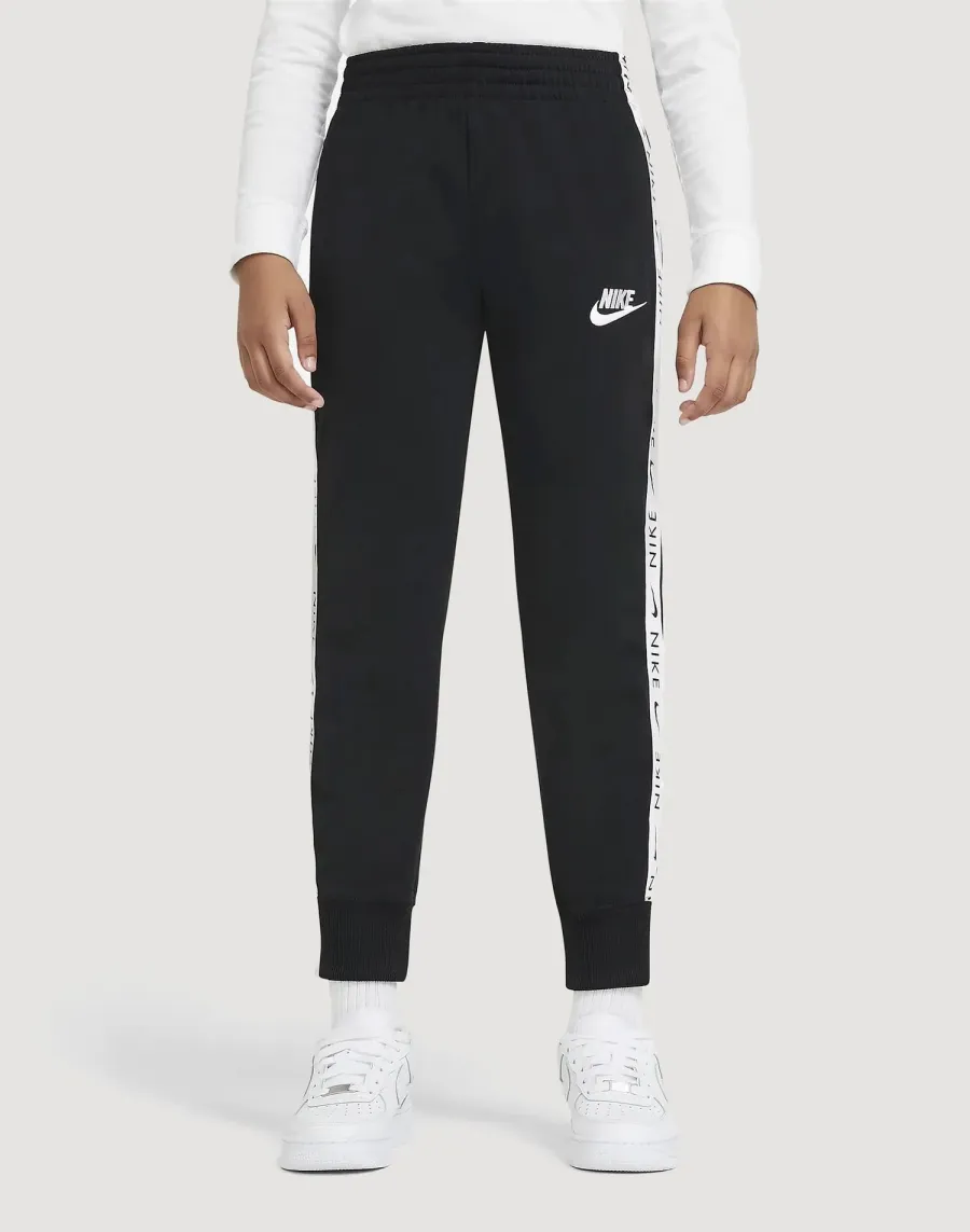 Спортивний костюм Nike Sportswear Tracksuit CU8374-010