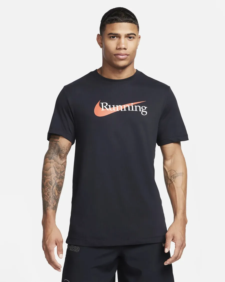 Футболка Nike Dri-FIT Tee CW0945-010