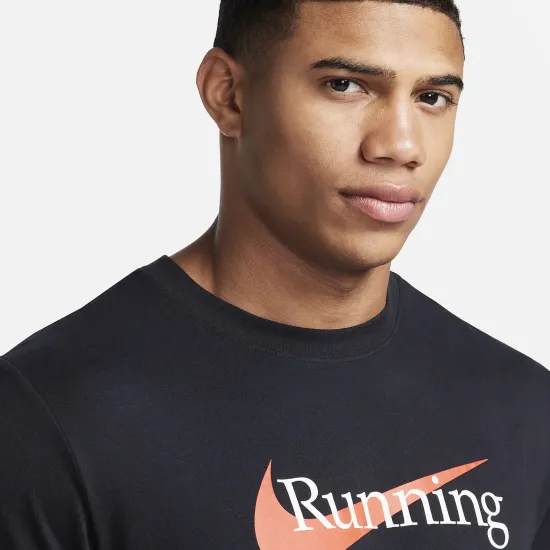 Футболка Nike Dri-FIT Tee CW0945-010