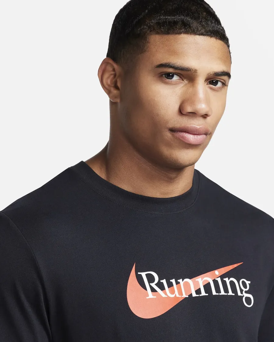 Футболка Nike Dri-FIT Tee CW0945-010