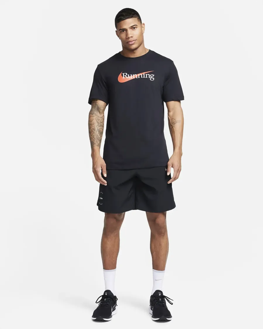 Футболка Nike Dri-FIT Tee CW0945-010