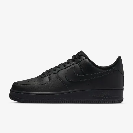 Кросівки Nike Air Force 1 07 CW2288-001