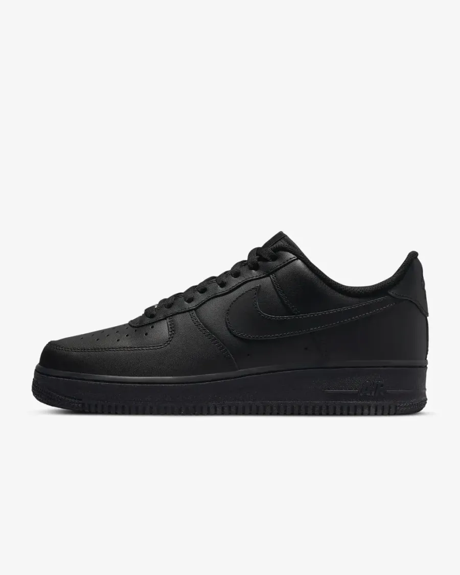 Кросівки Nike Air Force 1 07 CW2288-001