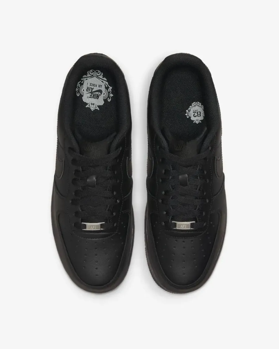 Кросівки Nike Air Force 1 07 CW2288-001