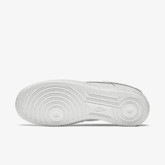 Кросівки Nike Air Force 1 07 CW2288-111