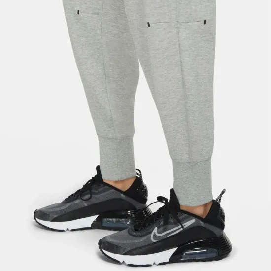 Штани Nike Sportswear Tech Fleece CW4292-063