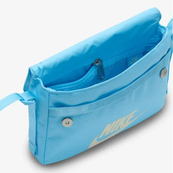 Сумка через плече Nike Sportswear Futura 365 Cross-Body Bag CW9300-407