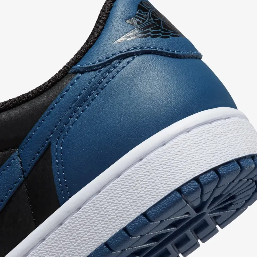 Кросівки Nike Air Jordan 1 Retro Low OG CZ0775-041