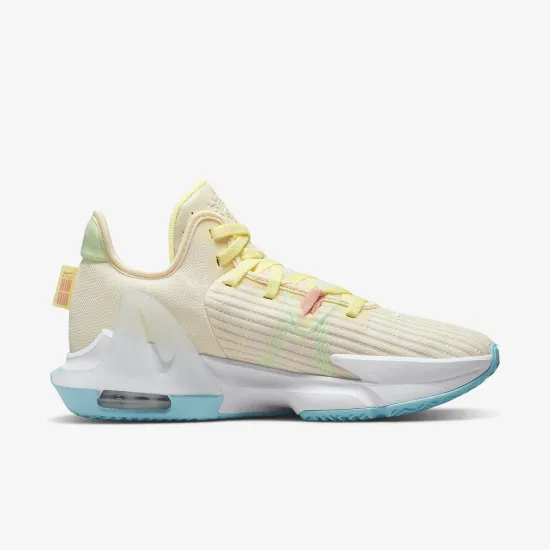 Кросівки Nike LeBron Witness 6 CZ4052-103