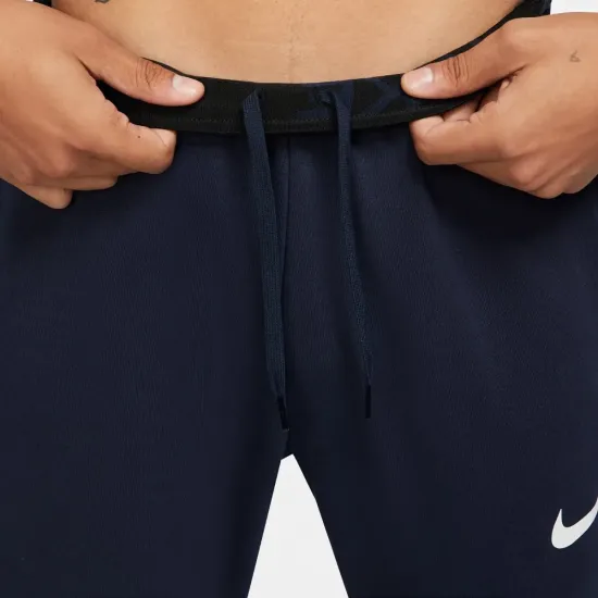 Спортивні штани Nike Dri-Fit Tapered Training Pants CZ6379-451