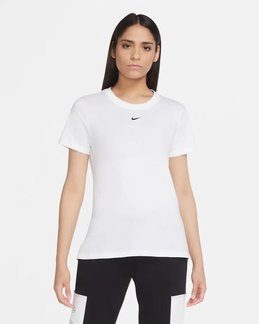 Футболка Nike Sportswear Essential Tee Crew CZ7339-101