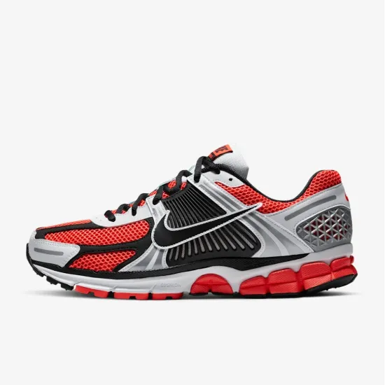 Кросівки Nike Zoom Vomero 5 SE CZ8667-600