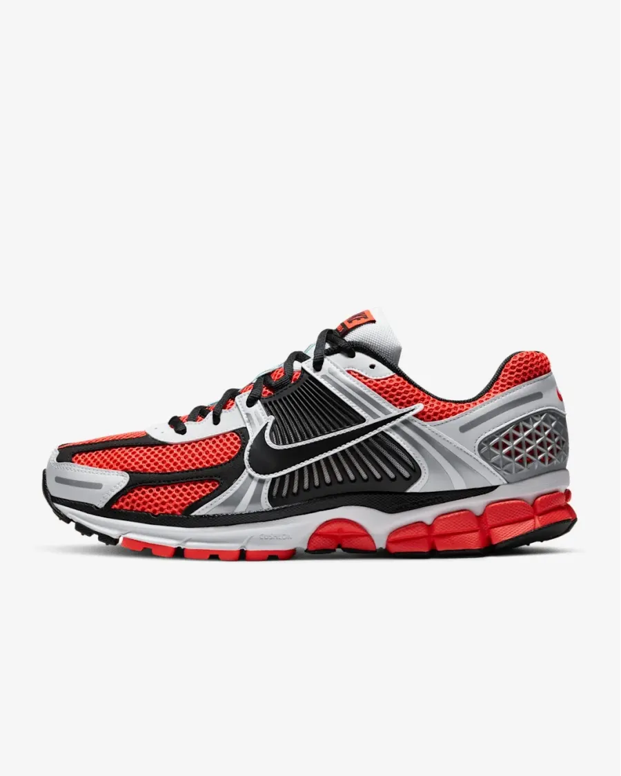 Кросівки Nike Zoom Vomero 5 SE CZ8667-600
