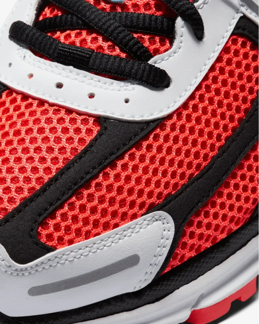 Кросівки Nike Zoom Vomero 5 SE CZ8667-600