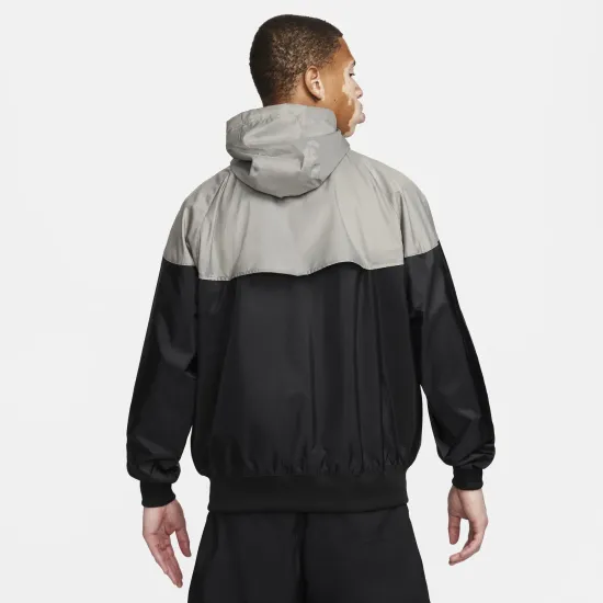 Куртка Nike Woven Lined Windrunner Hooded DA0001-017