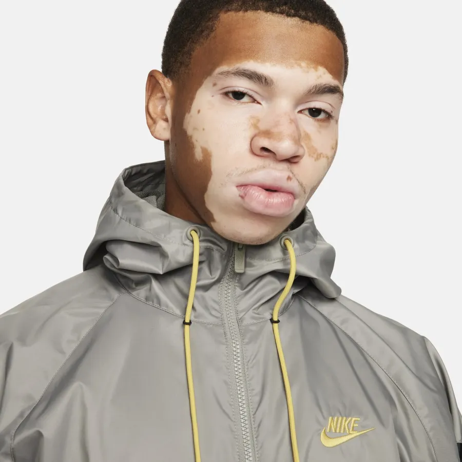 Куртка Nike Woven Lined Windrunner Hooded DA0001-017