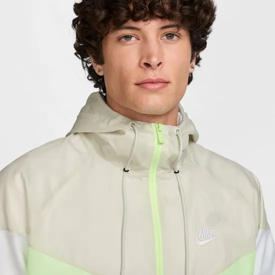 Куртка Nike Woven Lined Windrunner Hooded DA0001-701