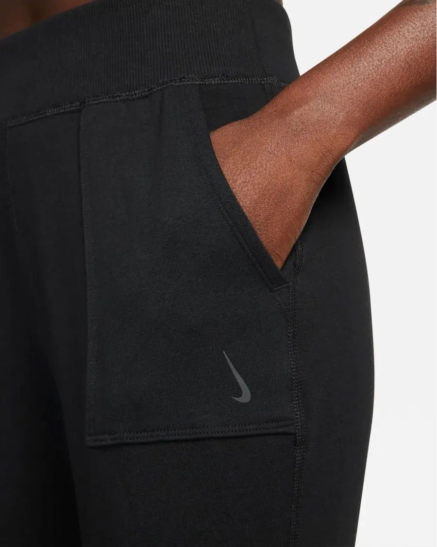 Штани Nike Core Yoga 7/8 Fleece DA0713-010