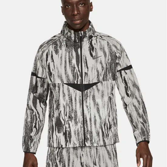Куртка Nike Windrunner Wild Run DA1161-077