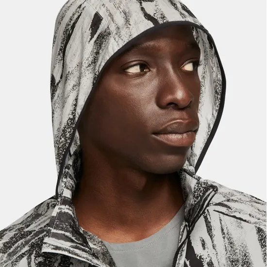 Куртка Nike Windrunner Wild Run DA1161-077