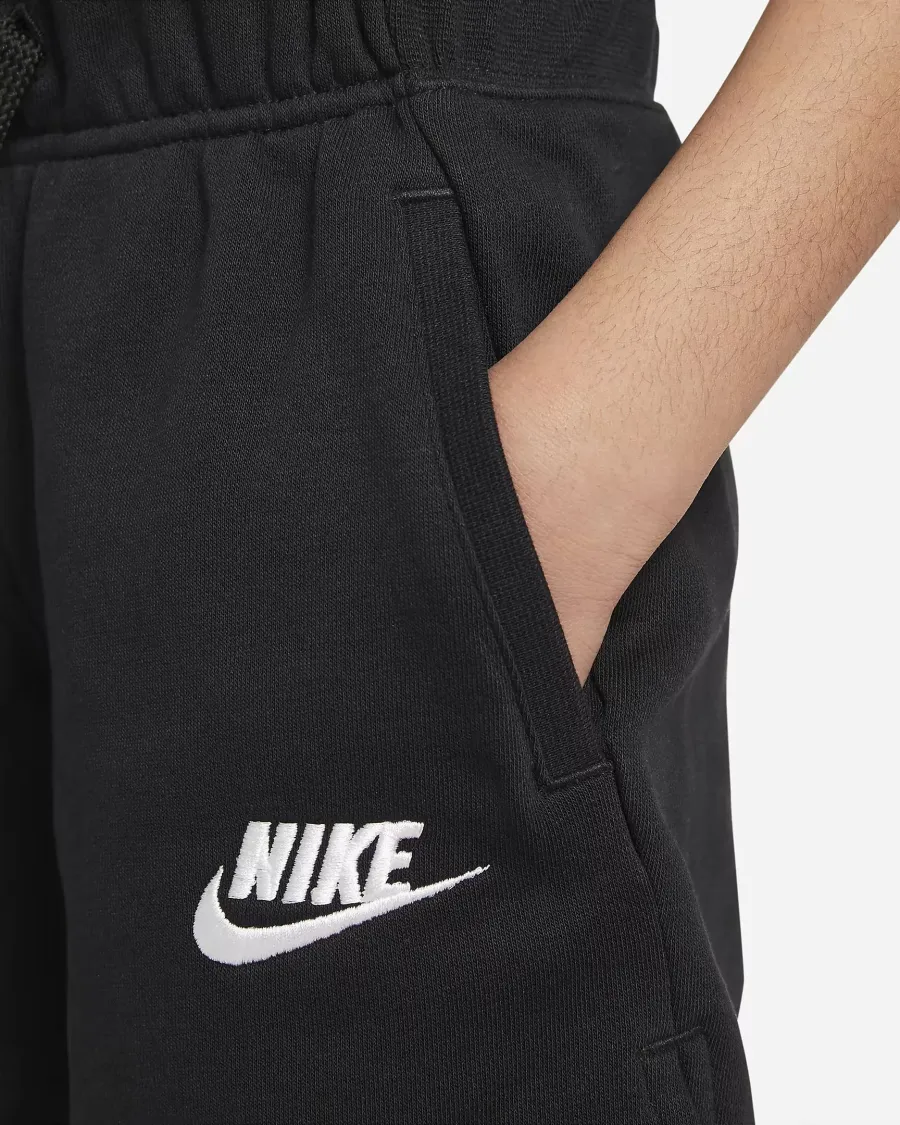 Шорти Nike Sportswear Club French Terry DA1405-010