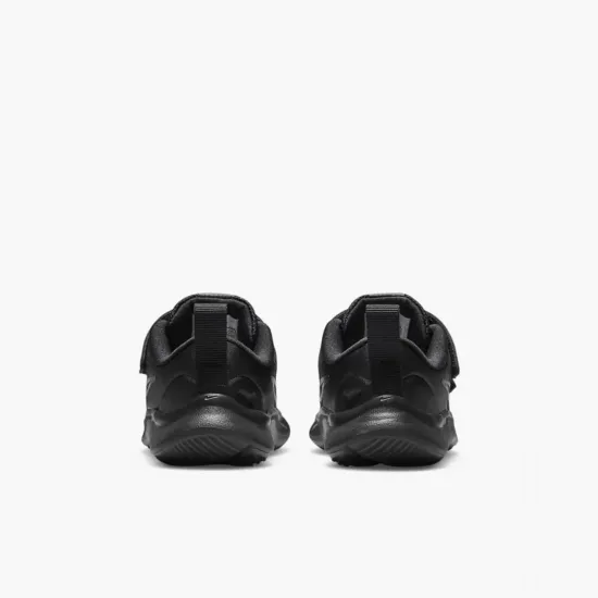 Кросівки Nike Star Runner 3 DA2778-001