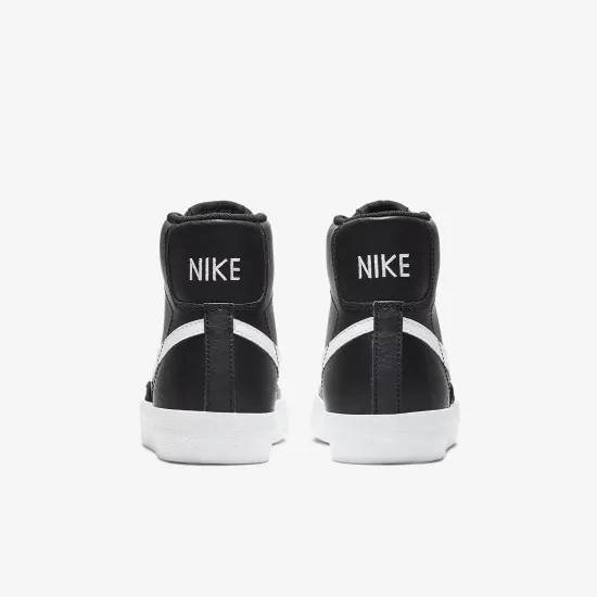 Кросівки Nike Blazer Mid '77 DA4086-002
