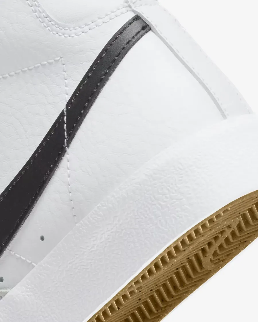 Кросівки Nike Blazer Mid '77 DA4086-100