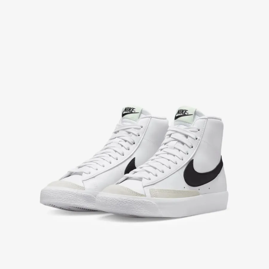 Кросівки Nike Blazer Mid '77 DA4086-109