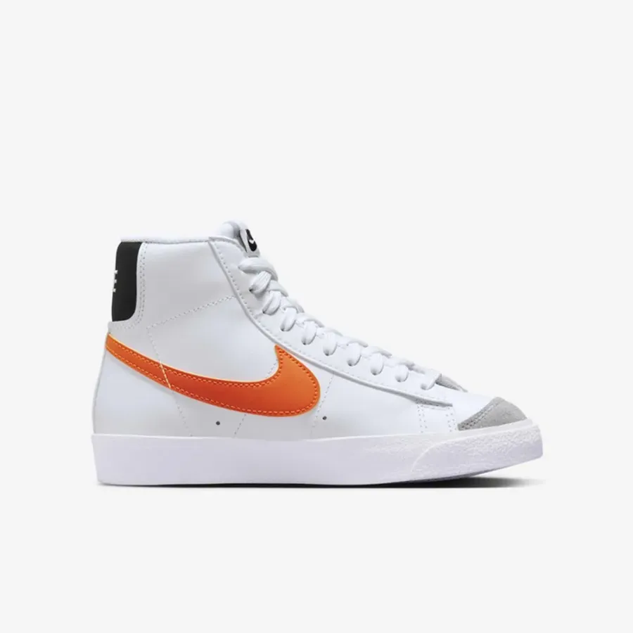 Кросівки Nike Blazer Mid '77 DA4086-111