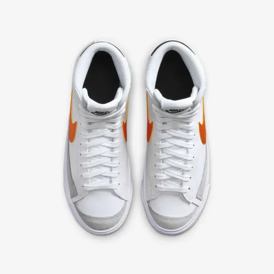 Кросівки Nike Blazer Mid '77 DA4086-111