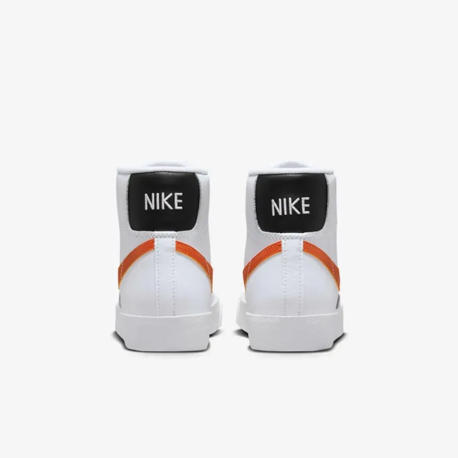 Кросівки Nike Blazer Mid '77 DA4086-111