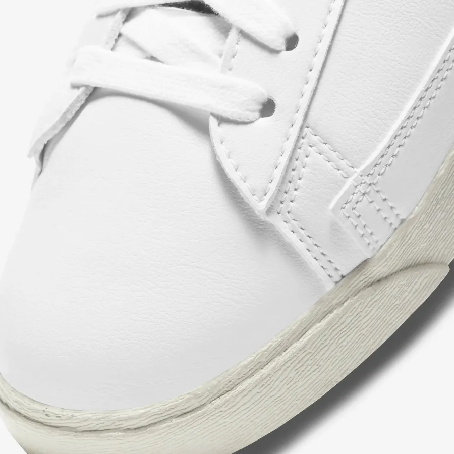 Кросівки Nike Blazer Low SE DA4934-100