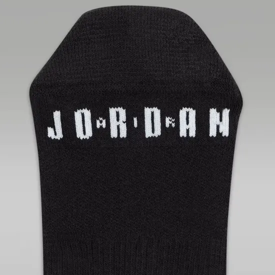 Шкарпетки Nike Air Jordan Essentials Crew DA5718-010