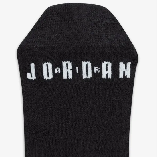 Шкарпетки Nike Air Jordan Essentials Crew DA5718-011