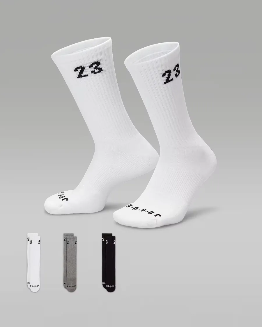 Шкарпетки Nike Air Jordan Essentials Crew DA5718-911