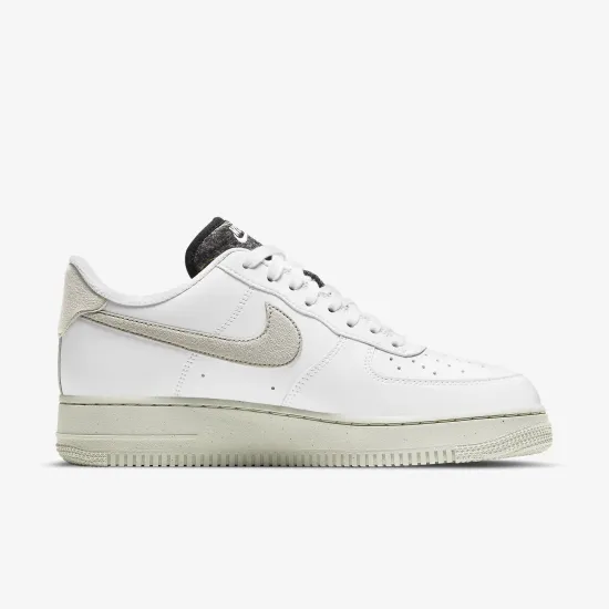 Кросівки Nike Air Force 1 '07 SE DA6682-100