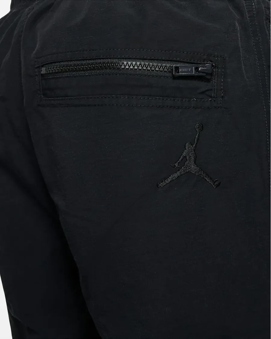 Штани Nike Air Jordan Sport DNA Woven DA7241-010