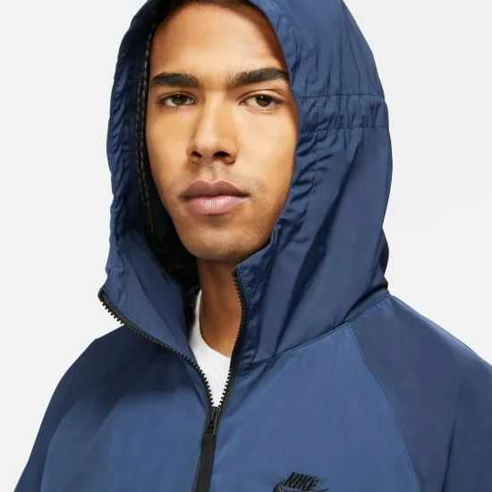 Куртка Nike Sportswear Premium Essentials DA7354-455