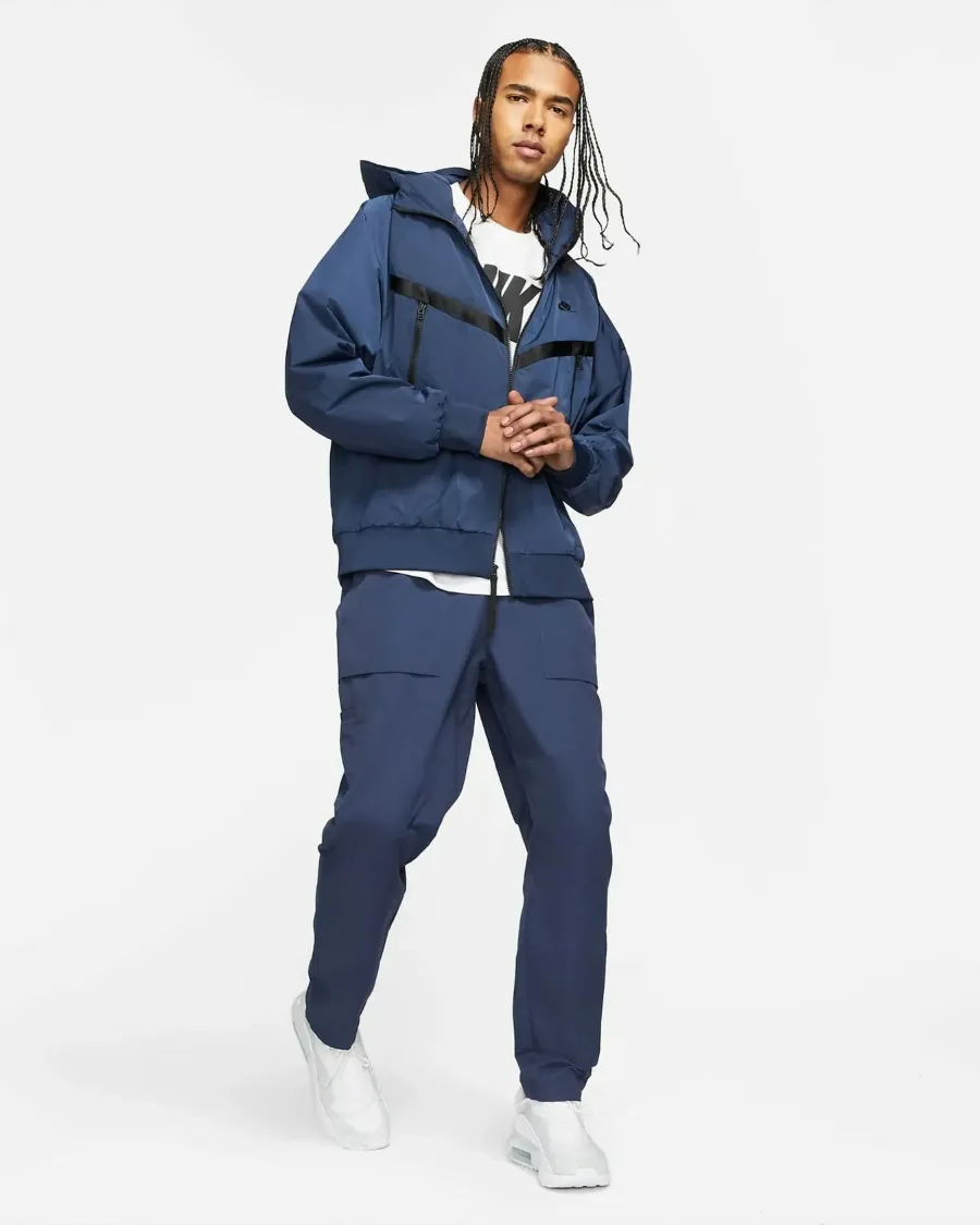 Куртка Nike Sportswear Premium Essentials DA7354-455