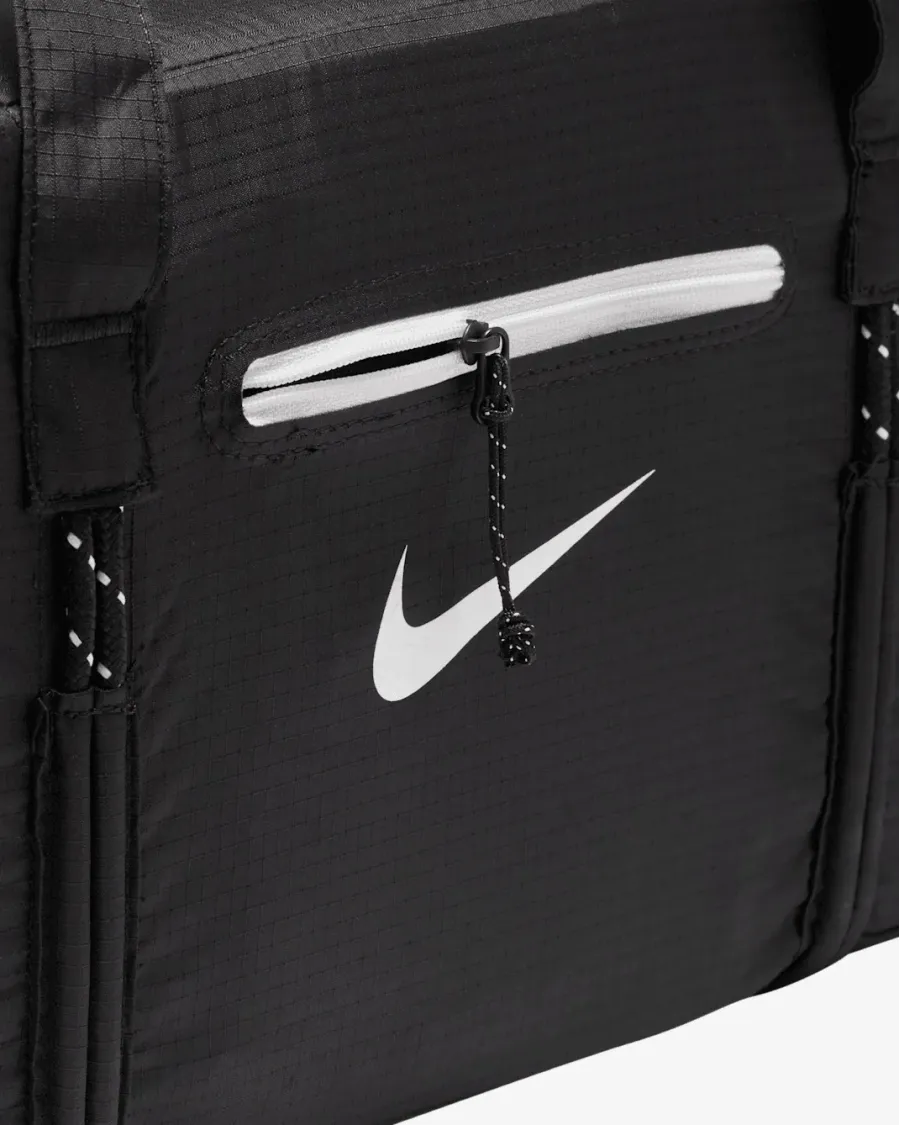 Сумка Nike Stash Duffel Bag DB0306-010