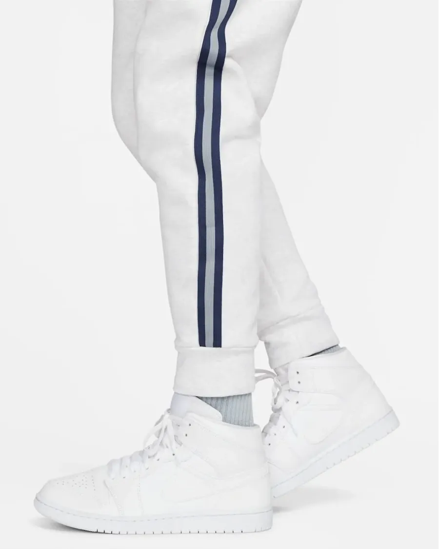 Штани Nike Air Jordan Paris Saint-Germain Fleece DB6502-051
