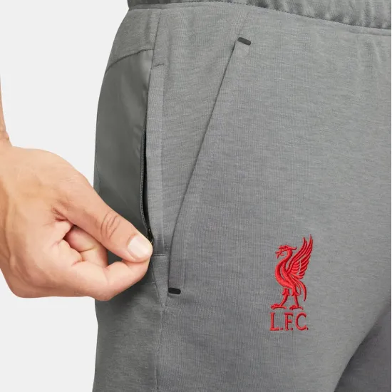 Штани Nike Liverpool FC Travel Fleece DB7876-088