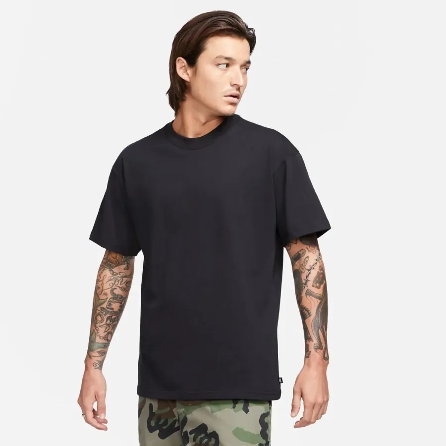Футболка Nike SB Tee Essentials DB9975-010