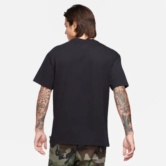 Футболка Nike SB Tee Essentials DB9975-010
