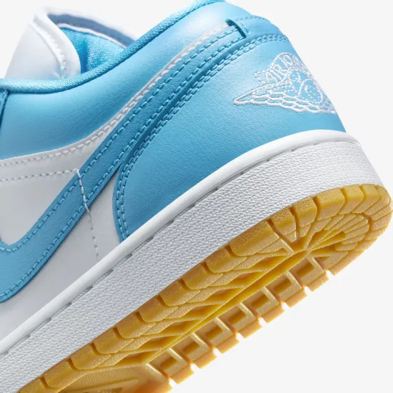 Кросівки Nike Air Jordan 1 Low DC0774-104