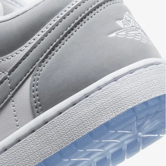Кросівки Nike Air Jordan 1 Low DC0774-105