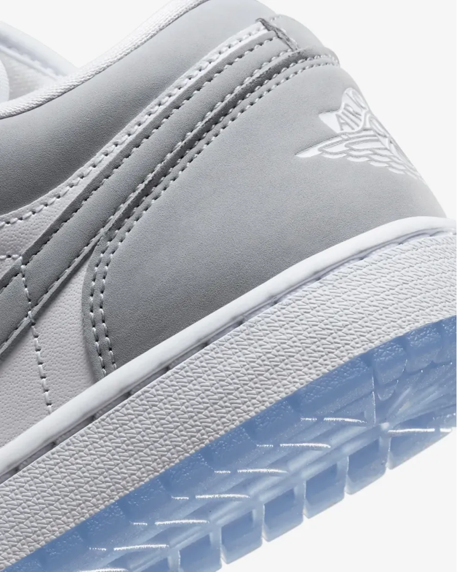Кросівки Nike Air Jordan 1 Low DC0774-105